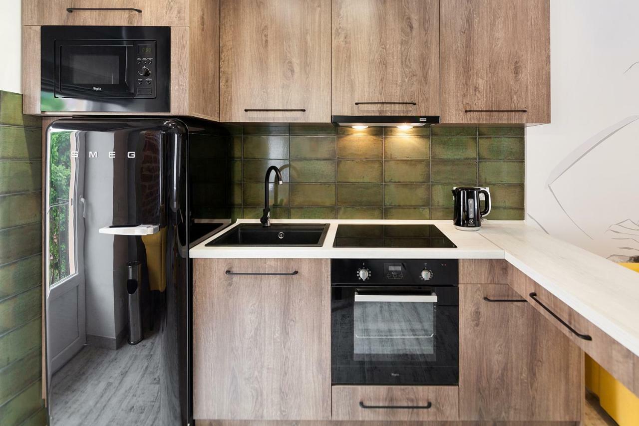 Leogrand Loft Apartments On Lychakivska 4 Лвив Екстериор снимка